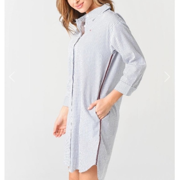 Sundry Striped Shirt Dress Embroidered Heart White Blue Size 1 - Small - Picture 3 of 12